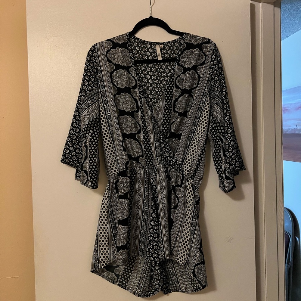 Elan Black and White Patterned Jumpsuit